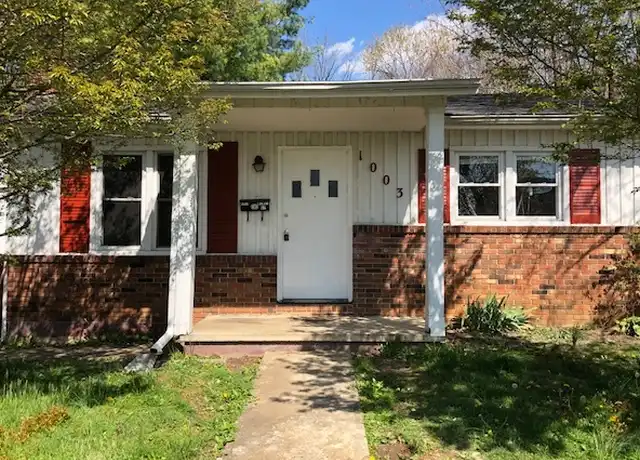 Property at 1003 Henry St, Johnson City, TN, 37601, 3 beds, 1 bath, [object Object]