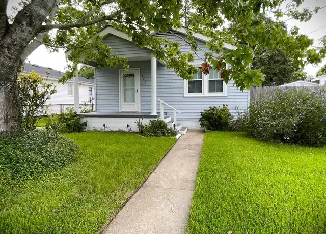 Property at 803 Chipley St, Westwego, LA, 70094, 4 beds, 2 baths, [object Object]