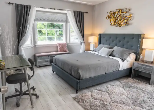 Property at 10801 Hartsook St Unit (FRONT HOME), North Hollywood, CA, 91601, 4 beds, 2 baths, [object Object]
