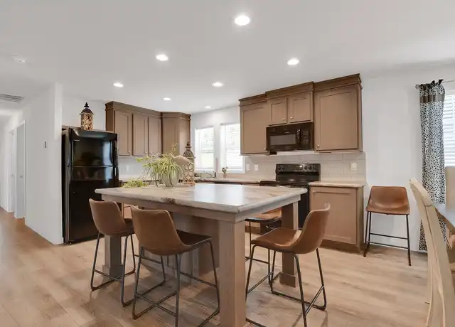 Property at Highland Manor - 17311 E US Highway 40, Independence, MO, 64055, 3 beds, 2 baths, [object Object]