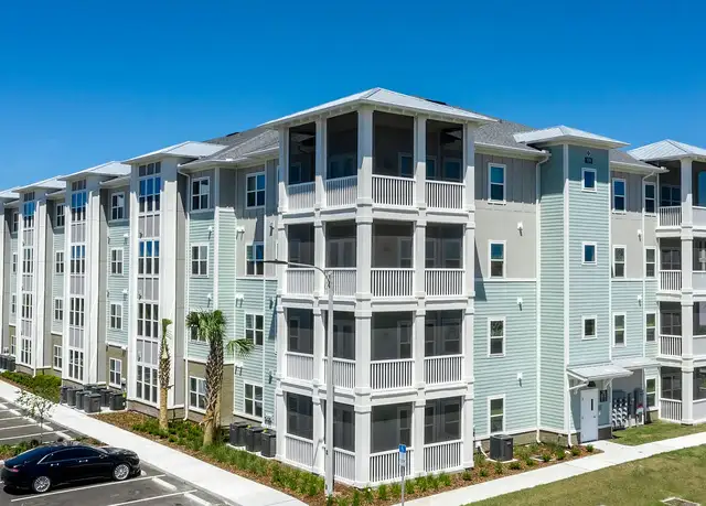 Photo of 5561 Post Oak Blvd, Wesley Chapel, FL 33544