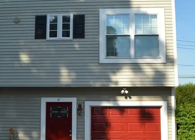 Property at 2 Cottage St Unit 6, Danbury, CT, 06810, 3 beds, 1.5 baths, [object Object]
