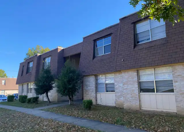 Property at 1120 E 9th St Apt 43, Russellville, AR, 72801, 2 beds, 1 bath, [object Object]