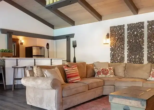 Property at El Portal Apartments - 2065 California St, Mountain View, CA, 94040, 1 bed, 1 bath, [object Object]