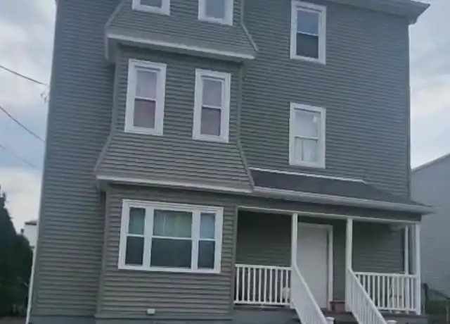 Property at 516 3rd St, Fall River, MA, 02721, 3 beds, 1 bath, [object Object]