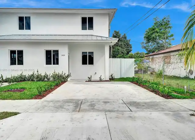 Property at 2631 E 7th Ave, Hialeah, FL, 33013, 3 beds, 2 baths, [object Object]