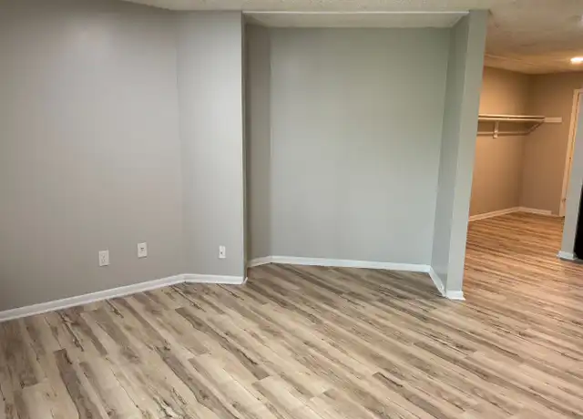 Property at 3100 SW 29th Ter Unit 202, Topeka, KS, 66614, 0 beds, 1 bath, [object Object]