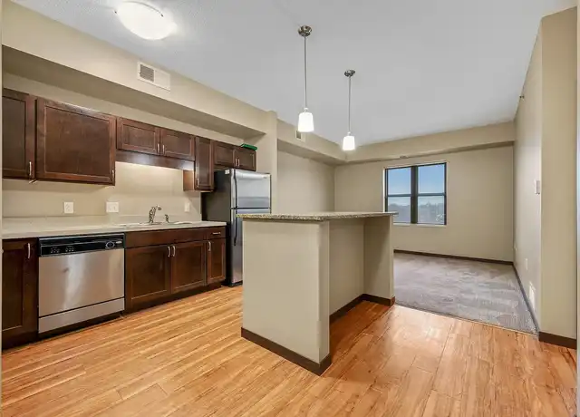Property at Oaks Station Place - 3550 E 46th St, Minneapolis, MN, 55406, 1 bed, 1 bath, [object Object]