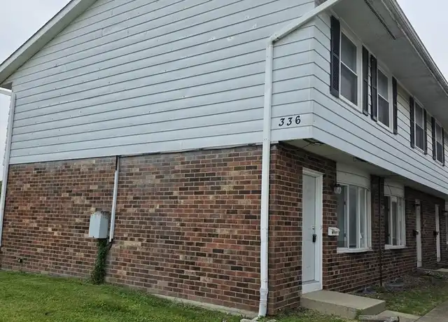 Property at 336 Lilac Ln Unit H, Elgin, IL, 60123, 2 beds, 1.5 baths, [object Object]