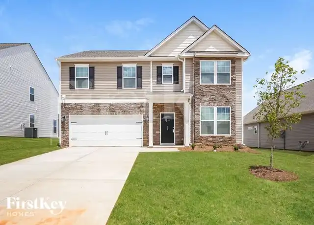 Property at 10 Ramblehurst Rd, Greenville, SC, 29605, 4 beds, 2.5 baths, [object Object]