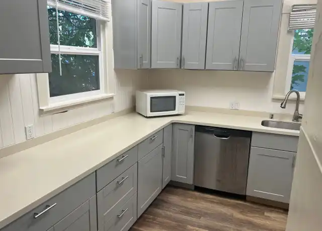 Property at PP ! 17th - 5015 17th Ave NE, Seattle, WA, 98105, 3-15 beds, 1-6 bath, [object Object]