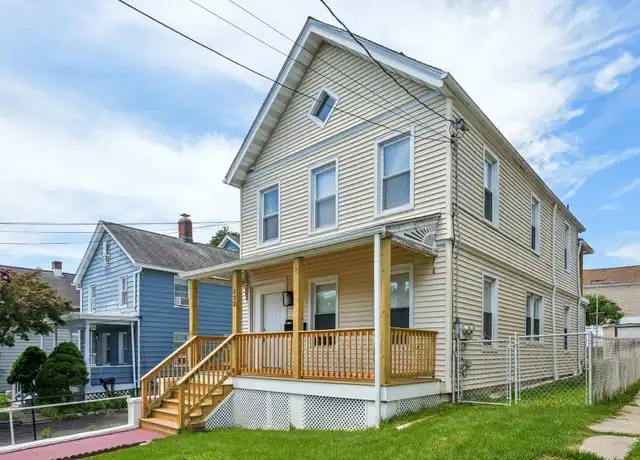 Property at 332 Locust Ave Unit 2, Port Chester, NY, 10573, 2 beds, 1 bath, [object Object]
