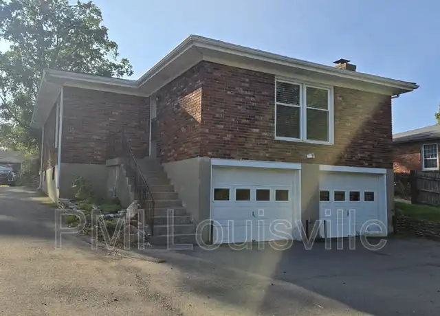 Property at 9510 Gateway Dr, Louisville, KY, 40299, 3 beds, 2 baths, [object Object]