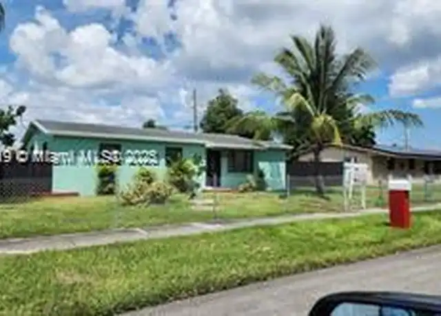 Property at 14730 SW 103rd Pl, Miami, FL, 33176, 3 beds, 2.5 baths, [object Object]