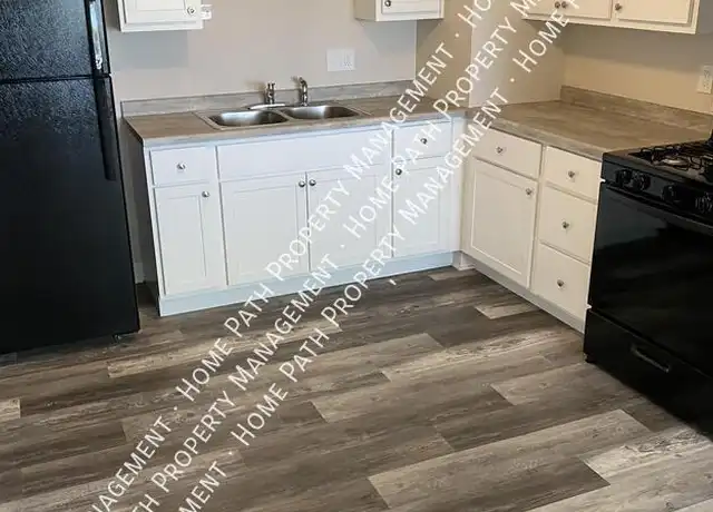 Property at 3027 W Ruskin Ct Unit 2, Milwaukee, WI, 53215, 2 beds, 1 bath, [object Object]