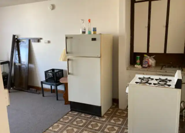 Property at 3500 W Kilbourn Ave, Milwaukee, WI, 53208, 1 bed, 1 bath, [object Object]