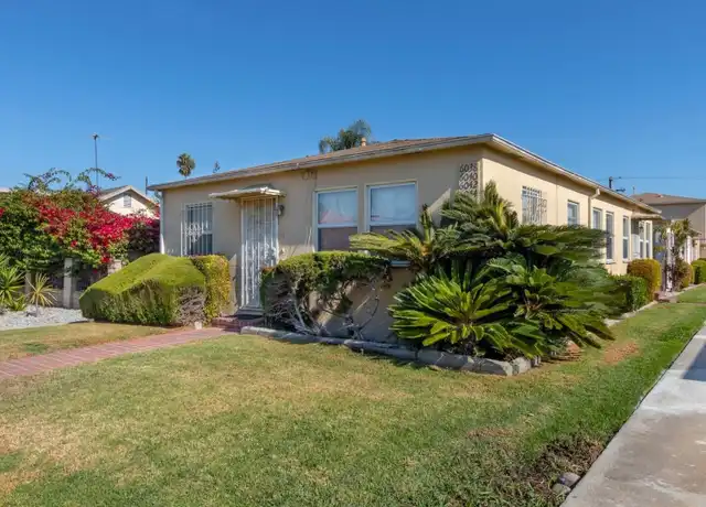 Property at 6036 10th Ave Unit 6042, Los Angeles, CA, 90043, 1 bed, 1 bath, [object Object]