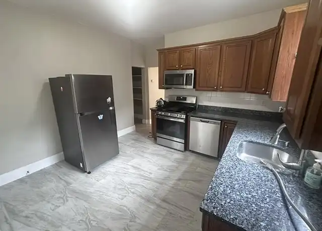 Property at 71 W Selden St #4, Mattapan, MA, 02126, 3 beds, 1 bath, [object Object]