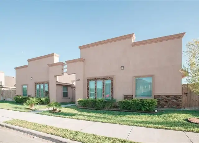 Property at 2208 Taxco Ct Unit 4, Edinburg, TX, 78542, 2 beds, 2 baths, [object Object]