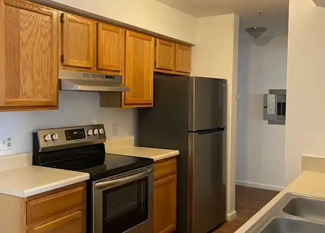 Property at 420 Acorn Grove Ln Unit 405D, Chesapeake, VA, 23320, 2 beds, 1 bath, [object Object]