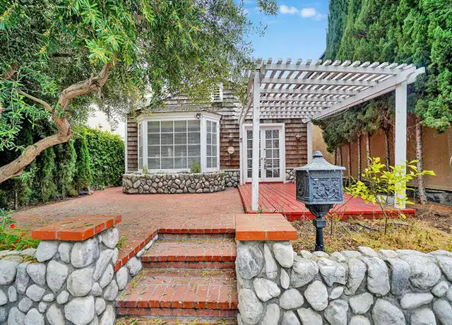 Property at 503 E Bay Ave, Newport Beach, CA, 92661, 3 beds, 2 baths, [object Object]