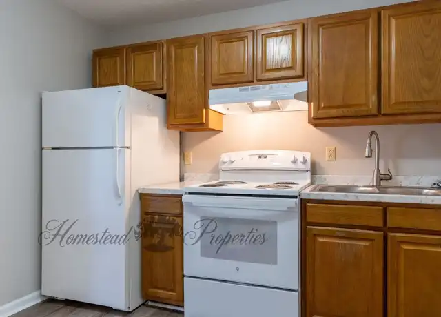 Property at 271 S Austin Springs Rd Unit 1, Johnson City, TN, 37601, 1 bed, 1 bath, [object Object]