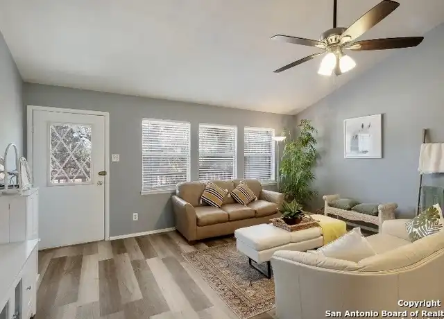 Property at 1665 Sparkman Dr, Boerne, TX, 78006, 4 beds, 2 baths, [object Object]