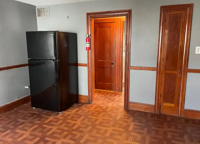 Property at 575 Elm St Unit 3, Woonsocket, RI, 02895, 3 beds, 1 bath, [object Object]