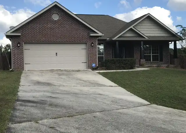 Property at 806 Yew Cir, Crestview, FL, 32536, 3 beds, 2 baths, [object Object]