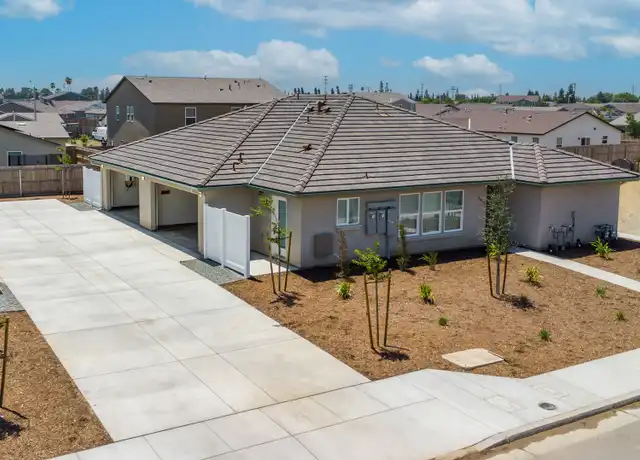 Property at 2485 Oakmont Cir, Tulare, CA, 93274, 3 beds, 2 baths, [object Object]