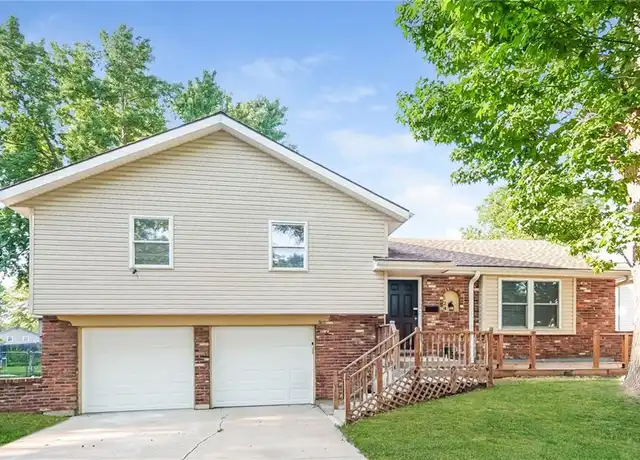 Property at 524 Stacey Dr, Belton, MO, 64012, 3 beds, 3 baths, [object Object]
