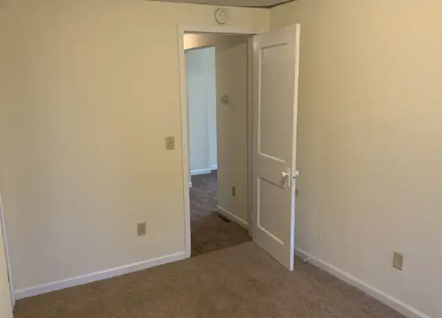 Property at 1501 N 12th St, Superior, WI, 54880, 2 beds, 1 bath, [object Object]