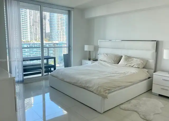 Property at 500 Brickell Ave #1807, Miami, FL, 33131, 2 beds, 2 baths, [object Object]