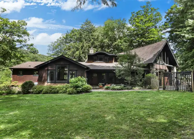 Property at 15 N Lake Cir, South Salem, NY, 10590, 2 beds, 2.5 baths, [object Object]