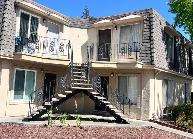 Property at 1233 Coronado Dr Unit 2, Sunnyvale, CA, 94086, 2 beds, 1 bath, [object Object]