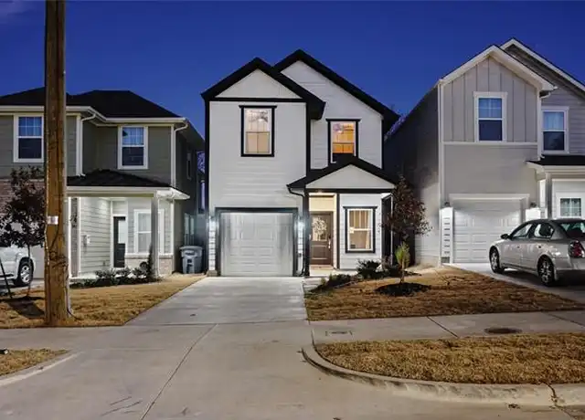 Property at 430 N Denley Dr, Dallas, TX, 75203, 3 beds, 2.5 baths, [object Object]