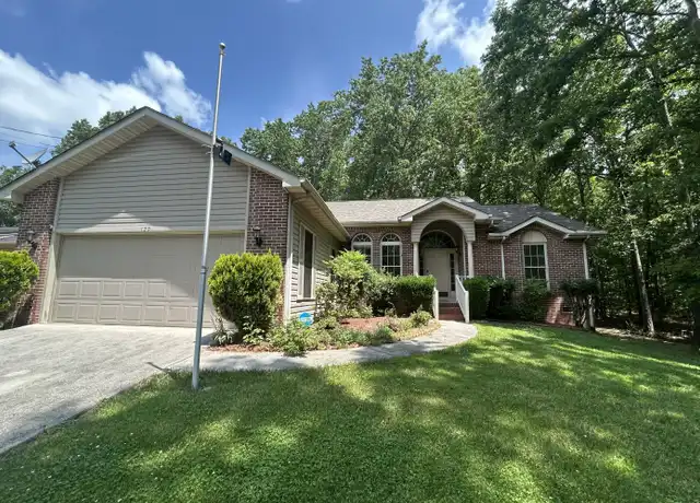 Property at 129 Ivy Ln, Crossville, TN, 38558, 3 beds, 2 baths, [object Object]