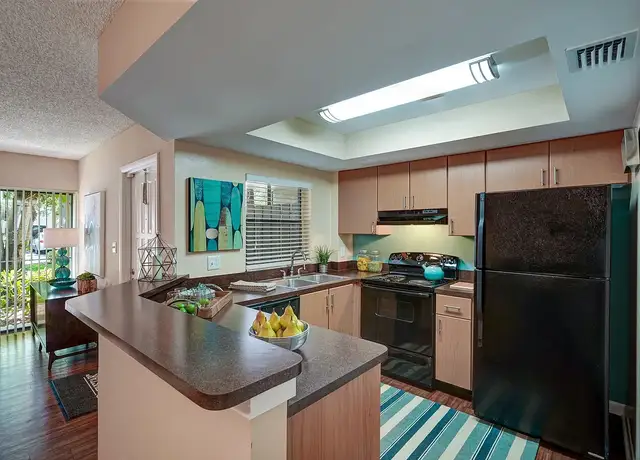 Photo of 8210 SW 12th St, Plantation, FL 33324