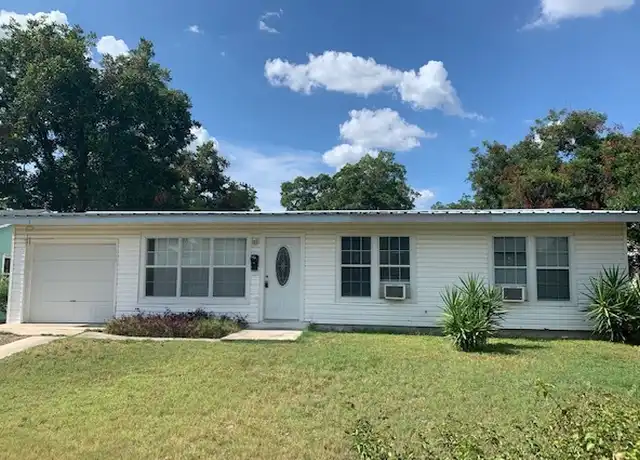Property at 535 E Palfrey St, San Antonio, TX, 78223, 3 beds, 1 bath, [object Object]