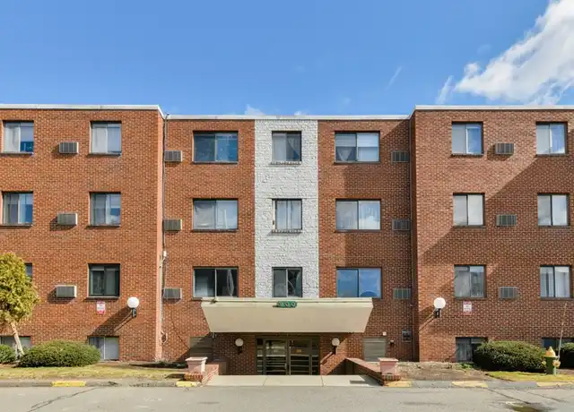 Property at 900 Governors Dr #3, Winthrop, MA, 02152, 2 beds, 1 bath, [object Object]