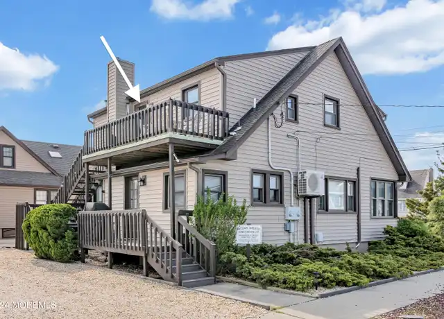 Property at 3 Niblick St #5, Point Pleasant Beach, NJ, 08742, 2 beds, 1.5 baths, [object Object]