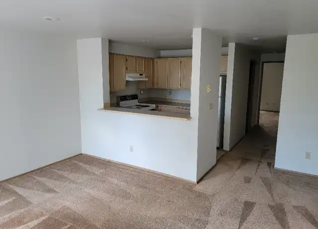 Property at 10545 Greenwood Ave N Unit 213, Seattle, WA, 98133, 1 bed, 1 bath, [object Object]