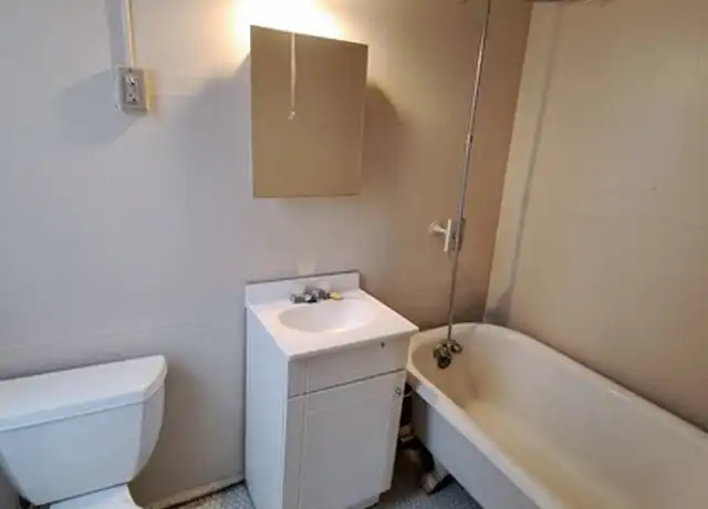 Property at 1828 Park Ave Unit B2, Minneapolis, MN, 55404, 2 beds, 1 bath, [object Object]