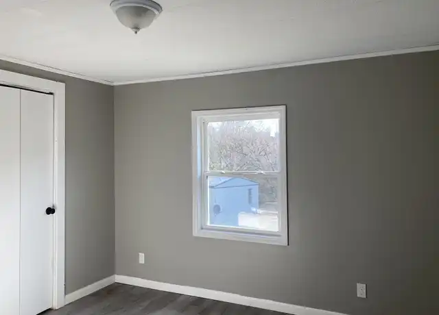 Property at 14 Rocky Ground Loop, Fairview, NC, 28730, 2 beds, 2 baths, [object Object]