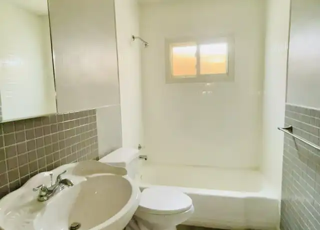 Property at 1408 Williams St, Cahokia Heights, IL, 62206, 3 beds, 1 bath, [object Object]