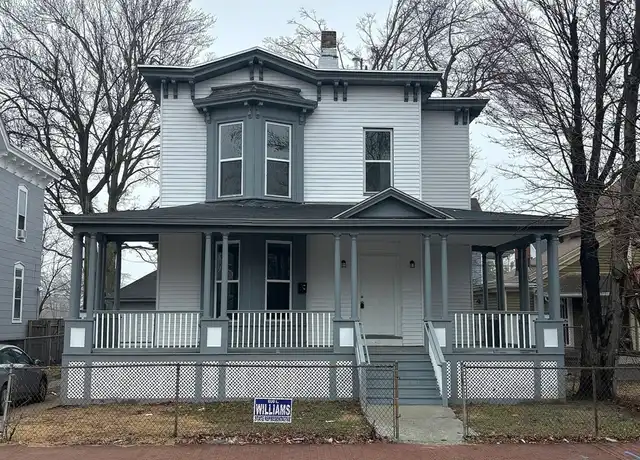 Property at 64 Thompson St Unit 2, Springfield, MA, 01109, 3 beds, 1 bath, [object Object]