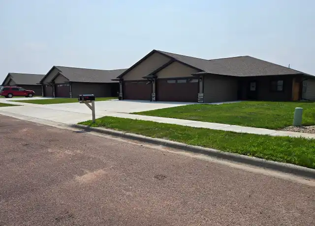 Property at 2050 Quail St Unit 2, Mitchell, SD, 57301, 2 beds, 2 baths, [object Object]