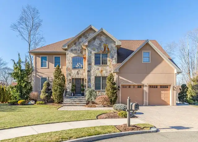 Property at 6 Stella Way, Stoneham, MA, 02180, 4 beds, 2.5 baths, [object Object]