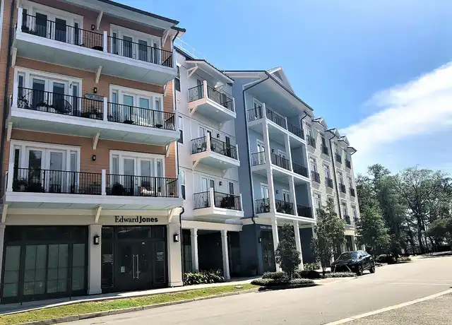 Property at MV Flats @ Riverlights - 204 Arcadian Row, Wilmington, NC, 28412, 0-2 beds, 1-2 bath, [object Object]