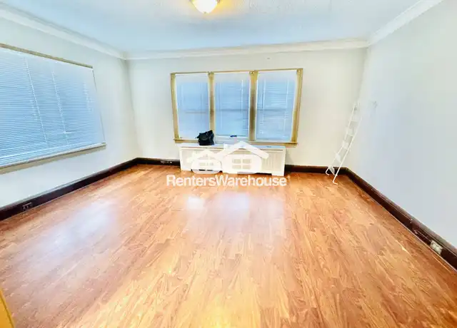 Property at 3925 Chicago Ave, Minneapolis, MN, 55407, 2 beds, 1 bath, [object Object]